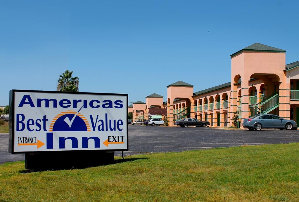 Americas Best Value Inn San Antonio - At&T Center/Fort Sam Houston Exterior foto
